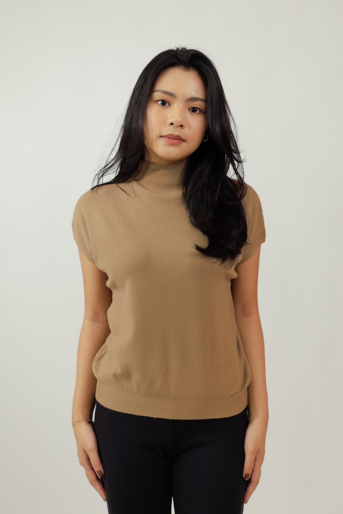 Veo Peanut Knit Top