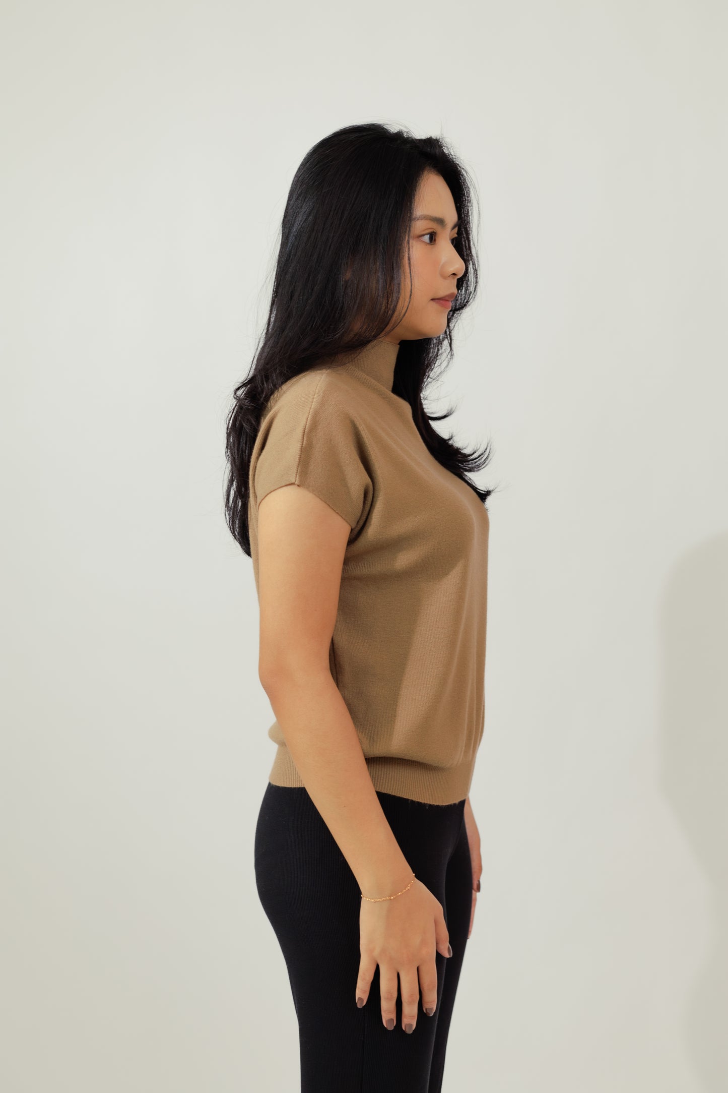 Veo Peanut Knit Top