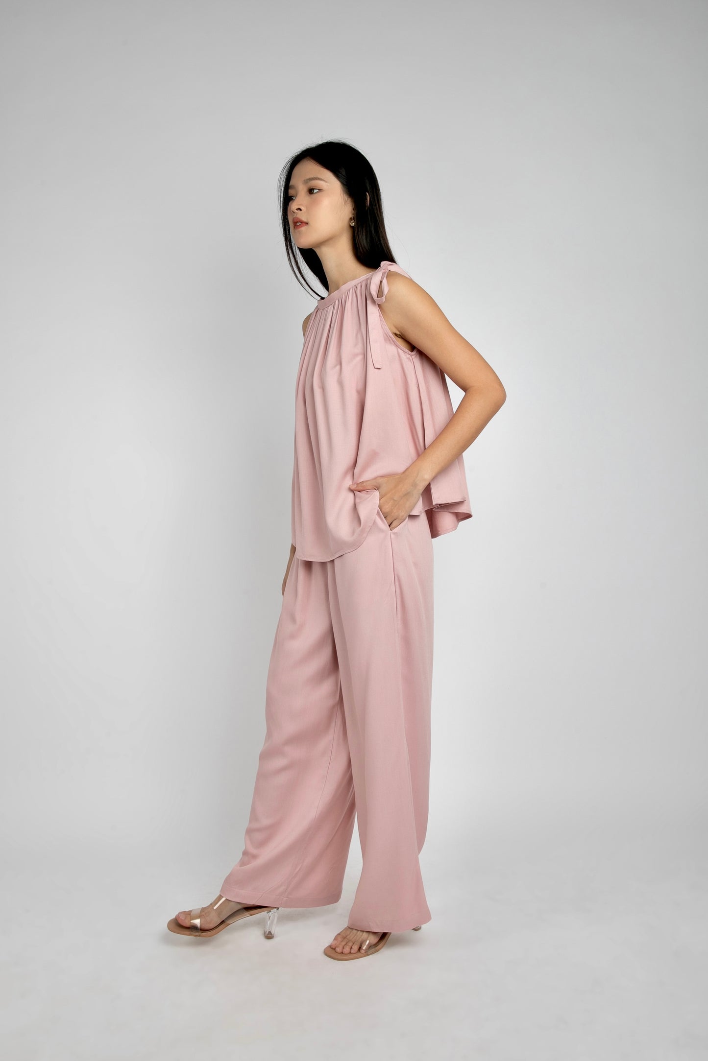 Solis Set in Soft Pink