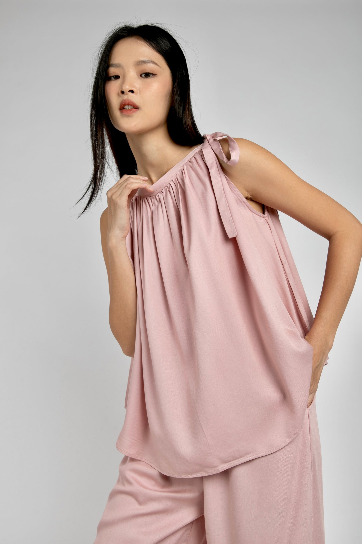 Solis Set in Soft Pink