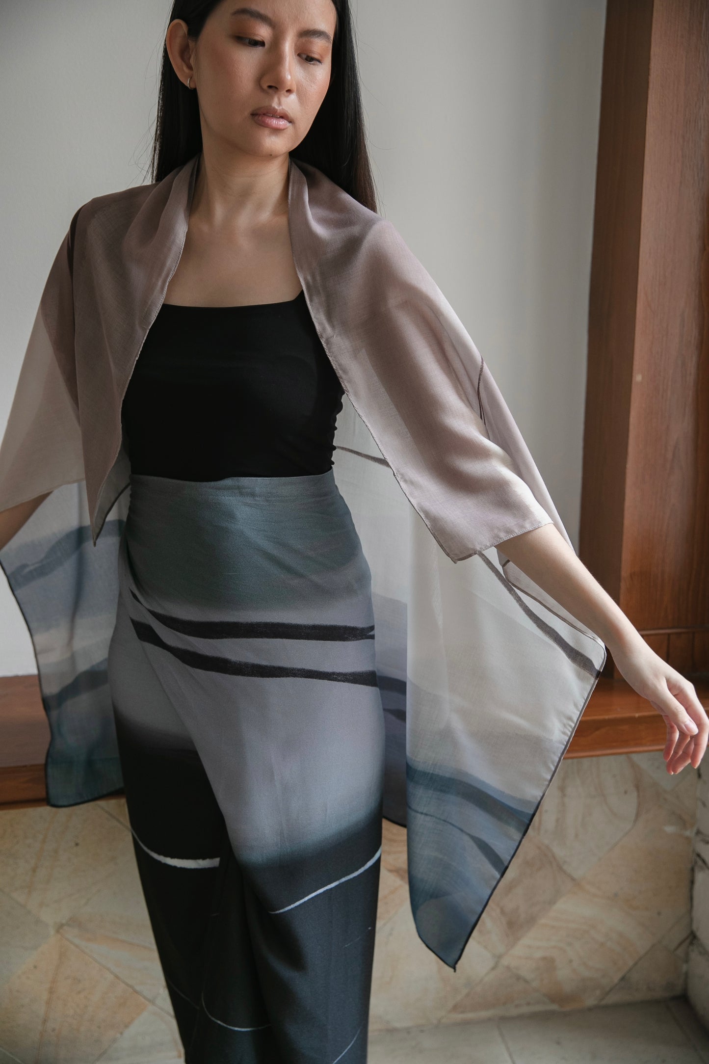 Apricus Stone Scarf