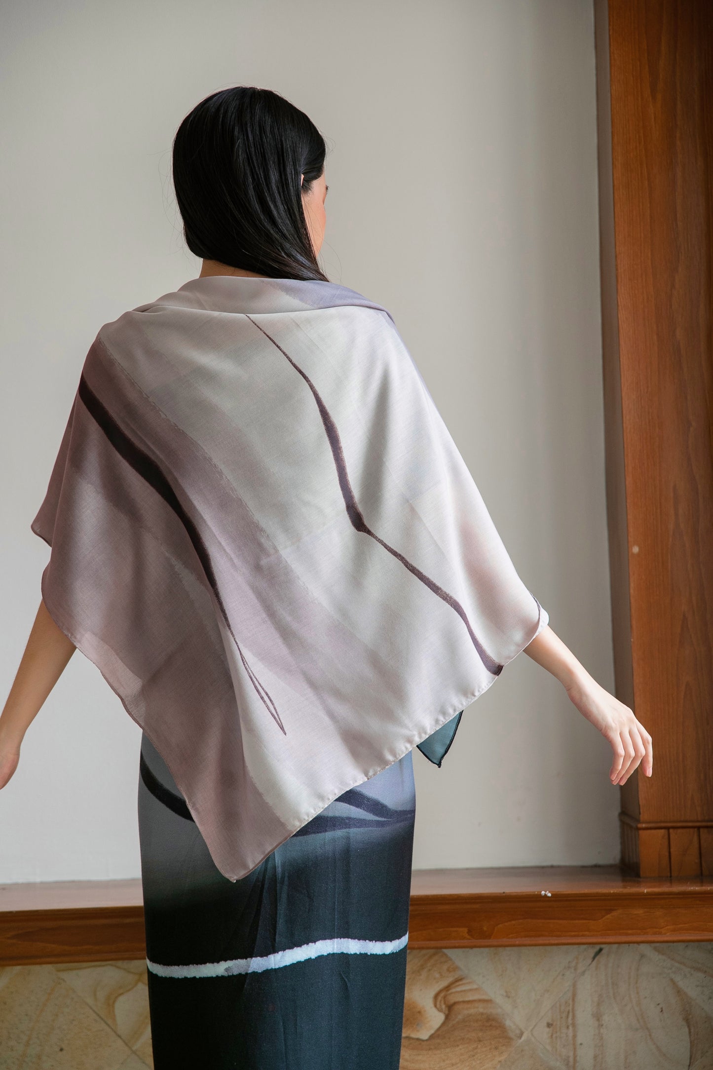 Apricus Stone Scarf