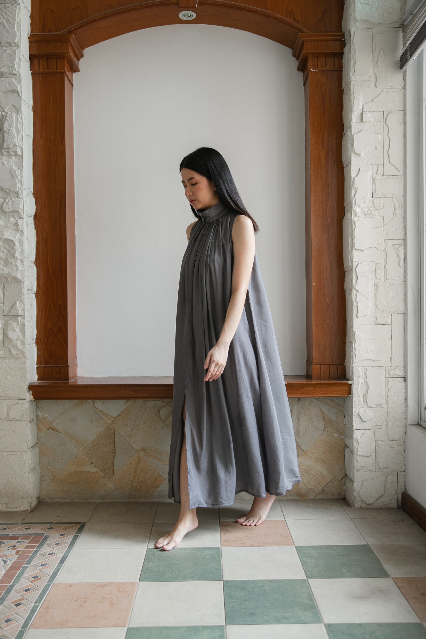 Meerith Grey Dress